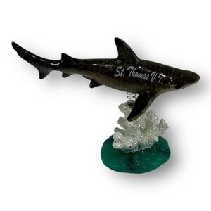 NWT St. Thomas VI Resin Shark Figurine souvenir bubble